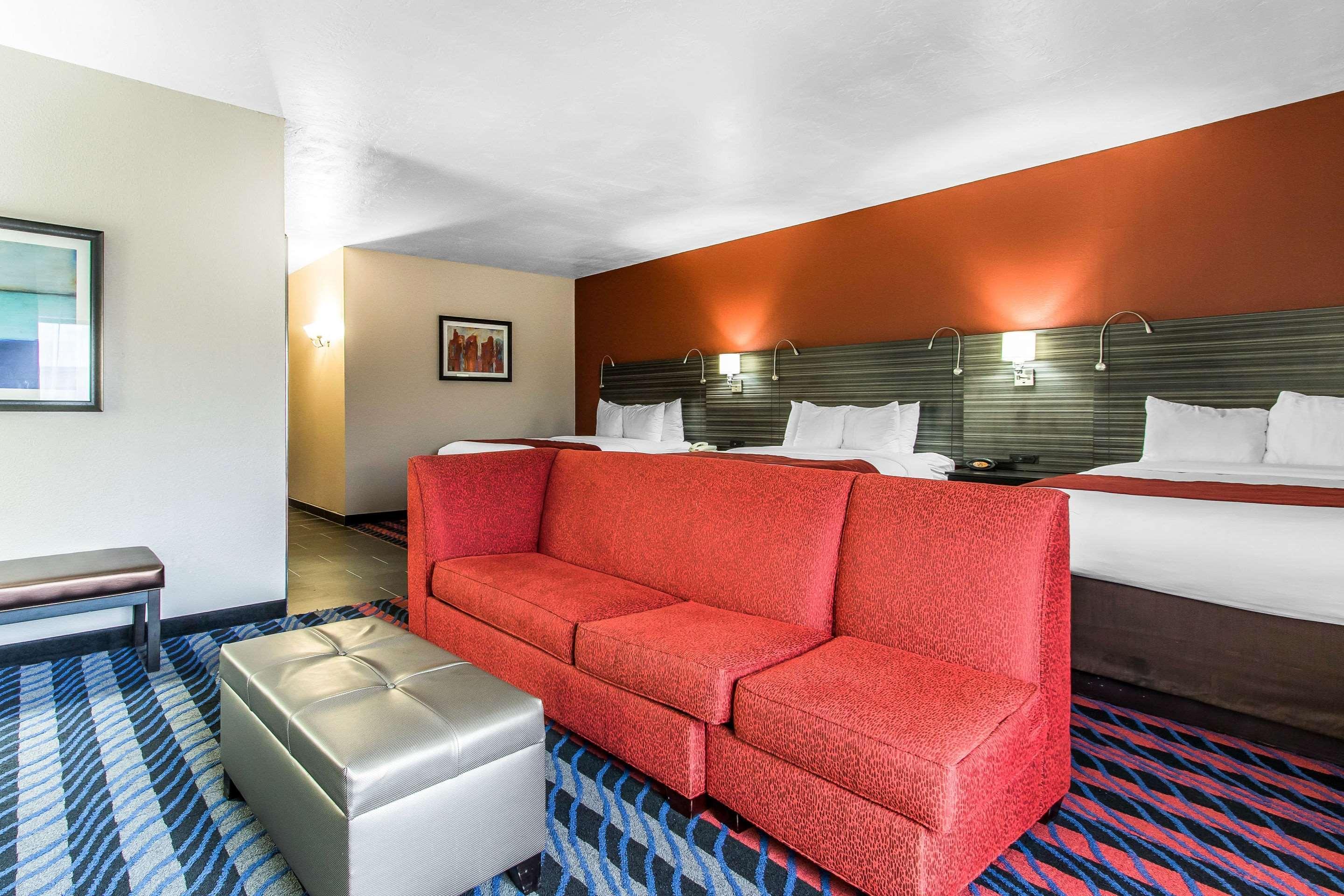 Comfort Suites Fairgrounds West Oklahoma City Exterior photo